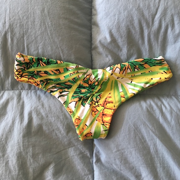 Midori pineapple bottom - Picture 2 of 3